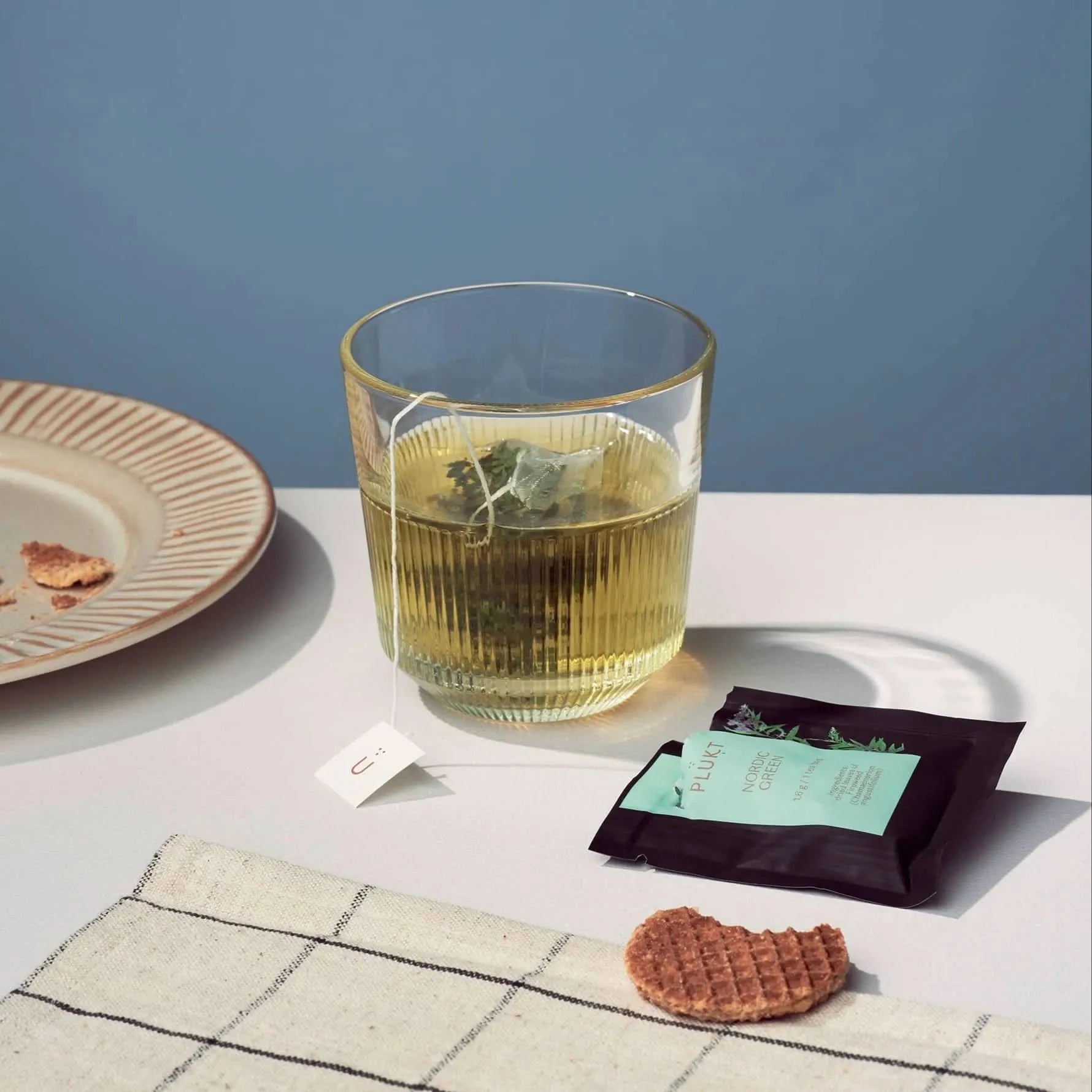 Herbal tea sachets NORDIC GREEN, case of 50pcs, organic-Plūkt-infusion.organic